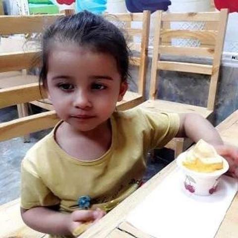 malika_ahmadi_age2.jpg